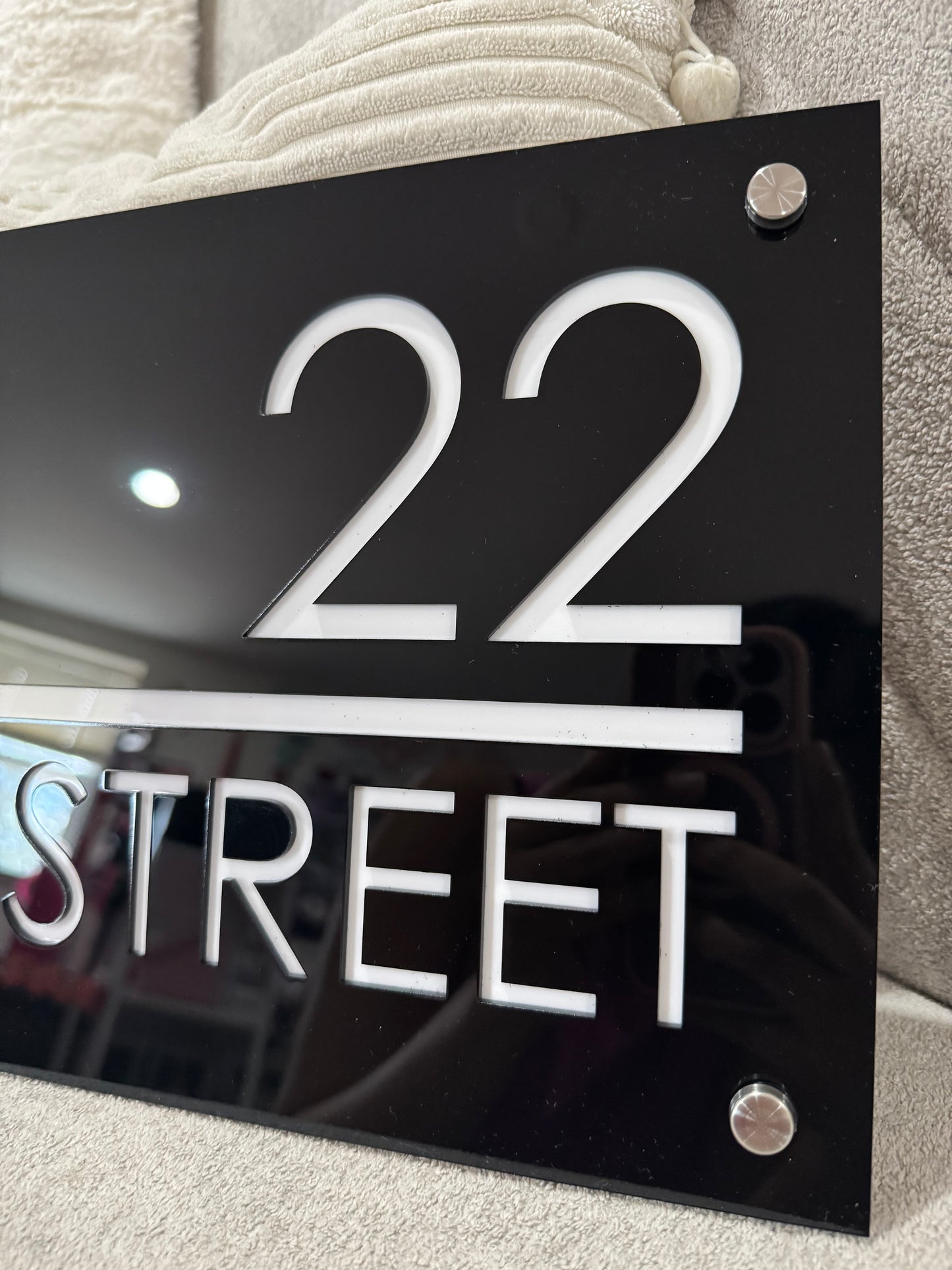 Custom Acrylic Home Address Sign – Modern House Number Plaque