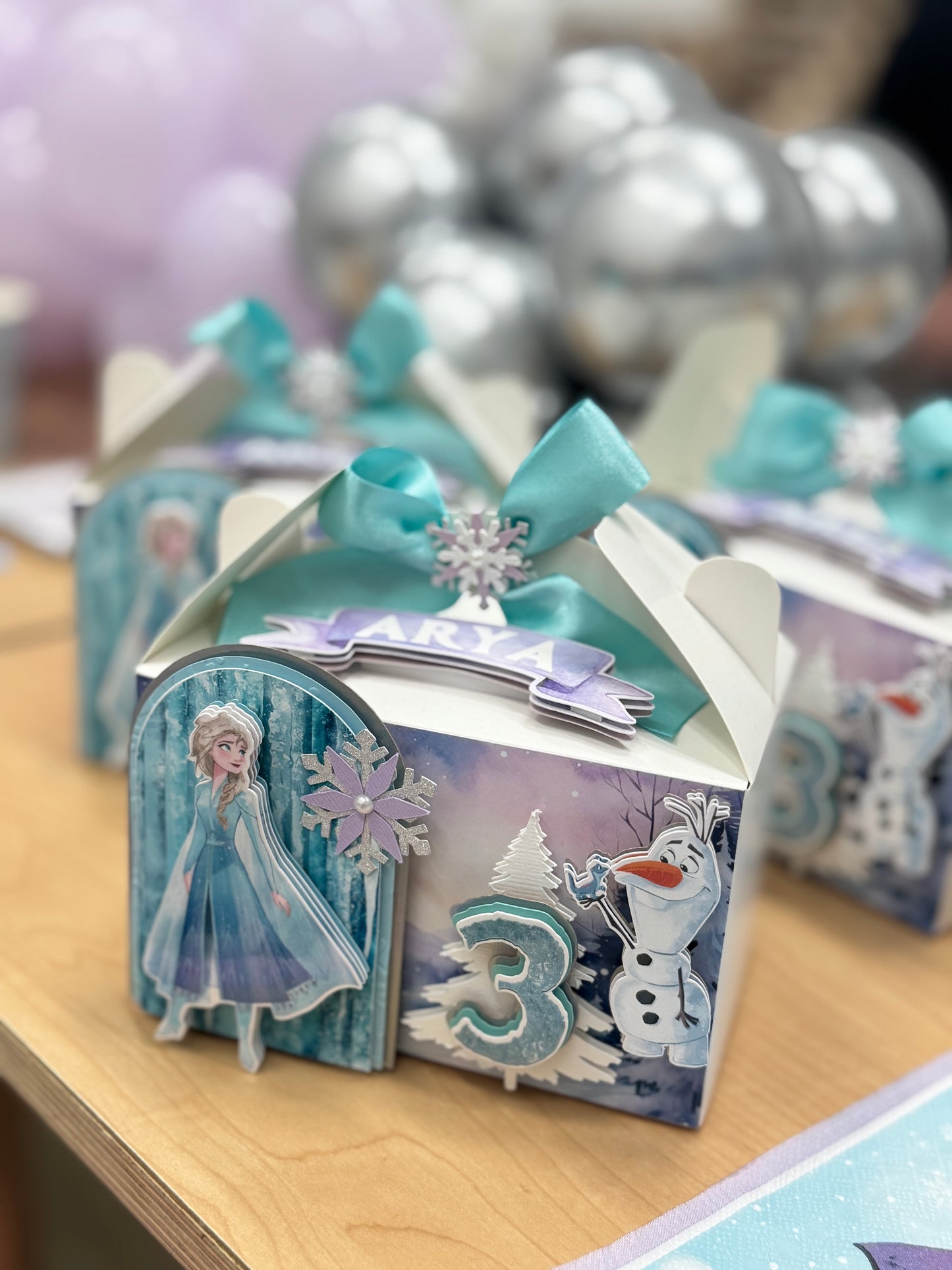 Frozen Ganle boxes/ Elsa favor boxes