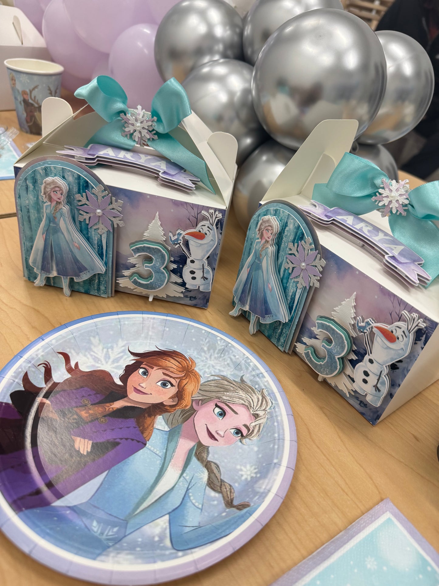 Frozen Ganle boxes/ Elsa favor boxes