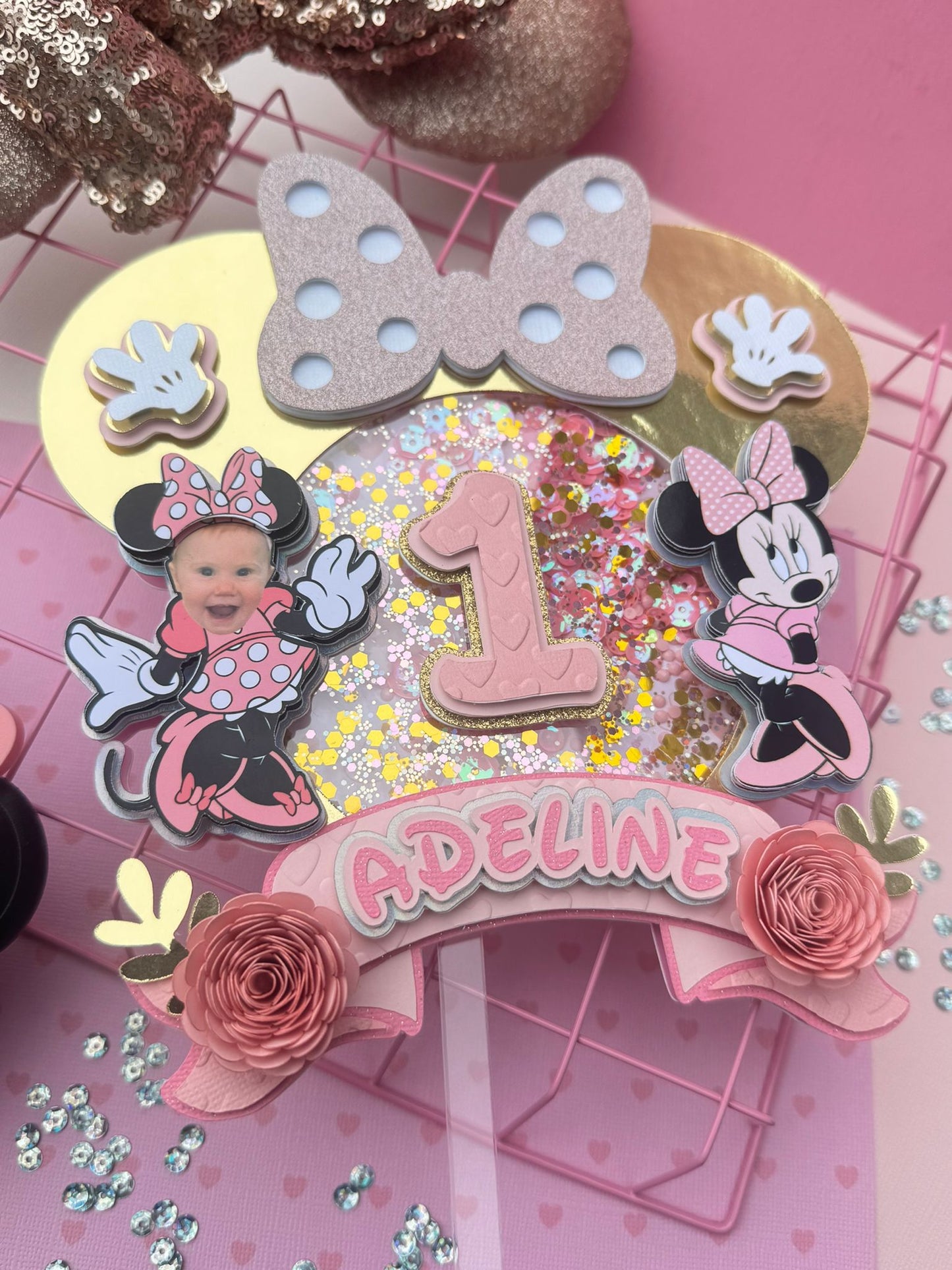 Minnie cake topper