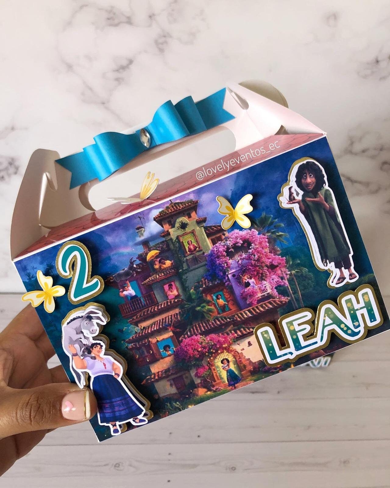 Encanto favor boxes, Encanto party, Encanto birthday, party decoration Encanto, Encanto box.