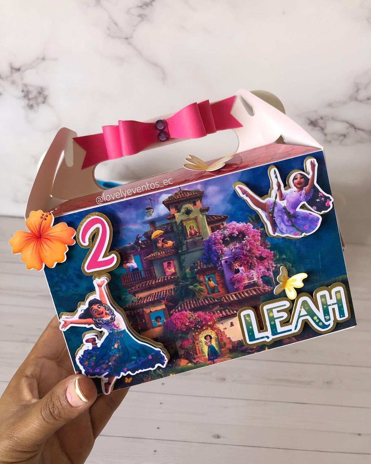 Encanto favor boxes, Encanto party, Encanto birthday, party decoration Encanto, Encanto box.