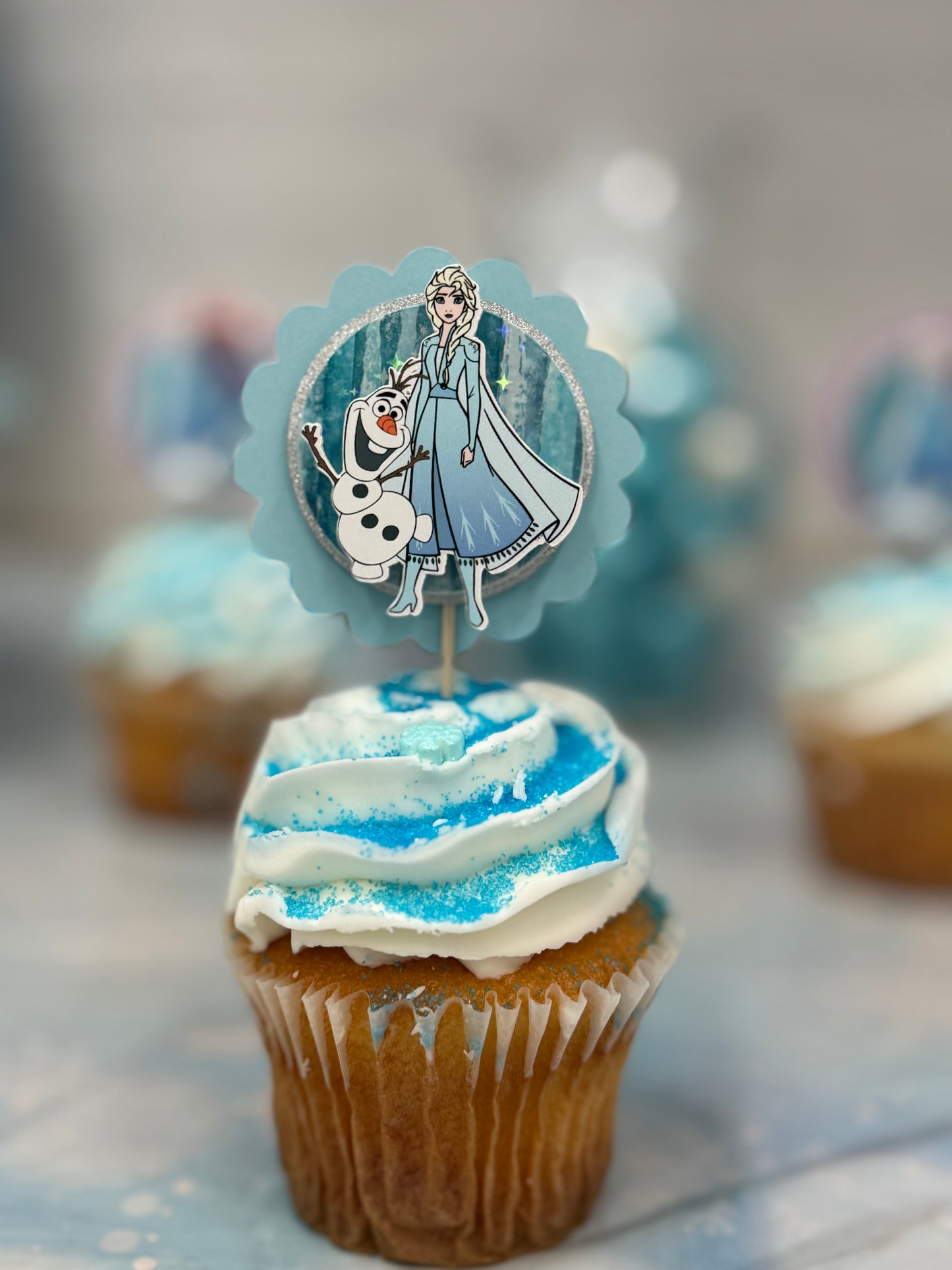 Frozen cupcake toppers/ Frozen party decoe