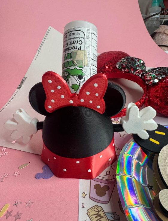 Mickey and minnie glue holder