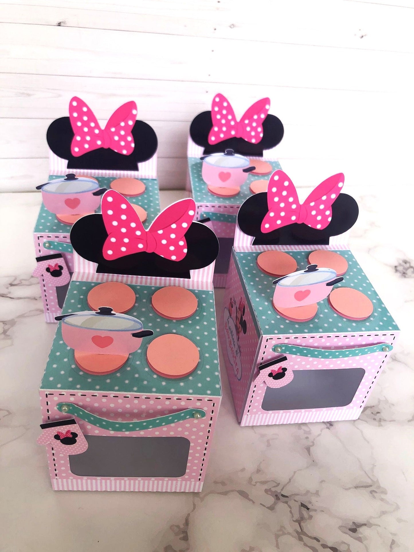 Minnie Kitchen favor boxes/ minnie treat boxes/ minnie party decor/ minnie birthday party