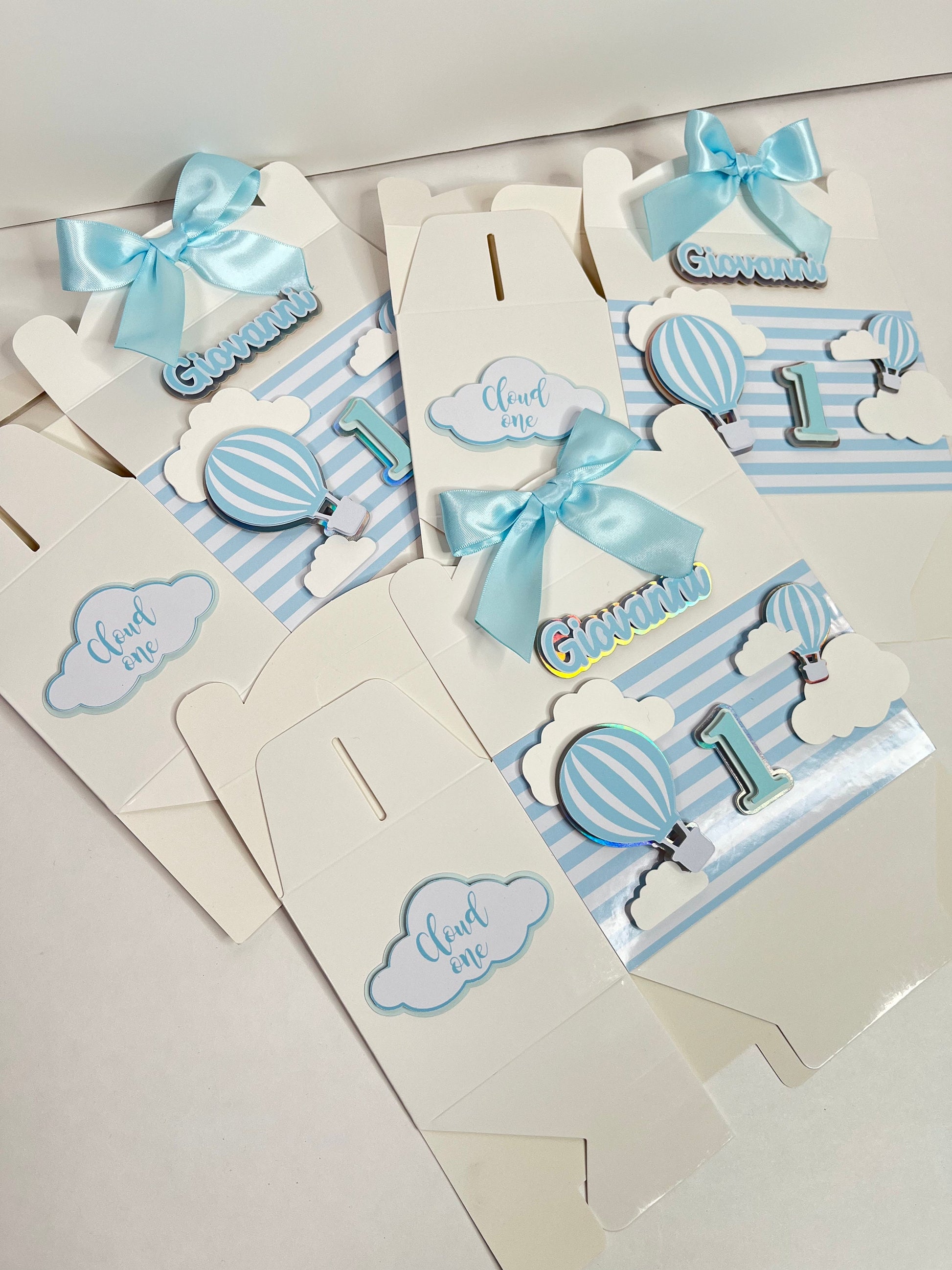 Cloud one favor boxes / hot air balloons favor boxes / air balloons party boxes / 1st birthday favor boxes/ baby shower favor boxes